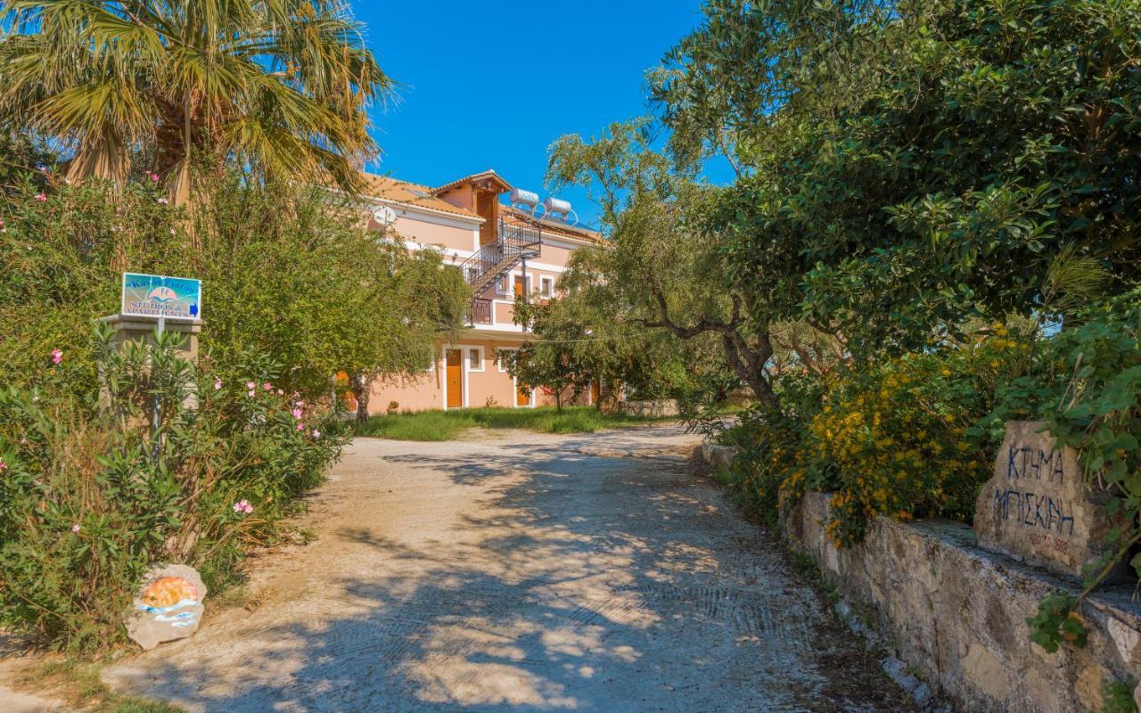 Kavos Psarou Studios & Apartments Eksteriør billede