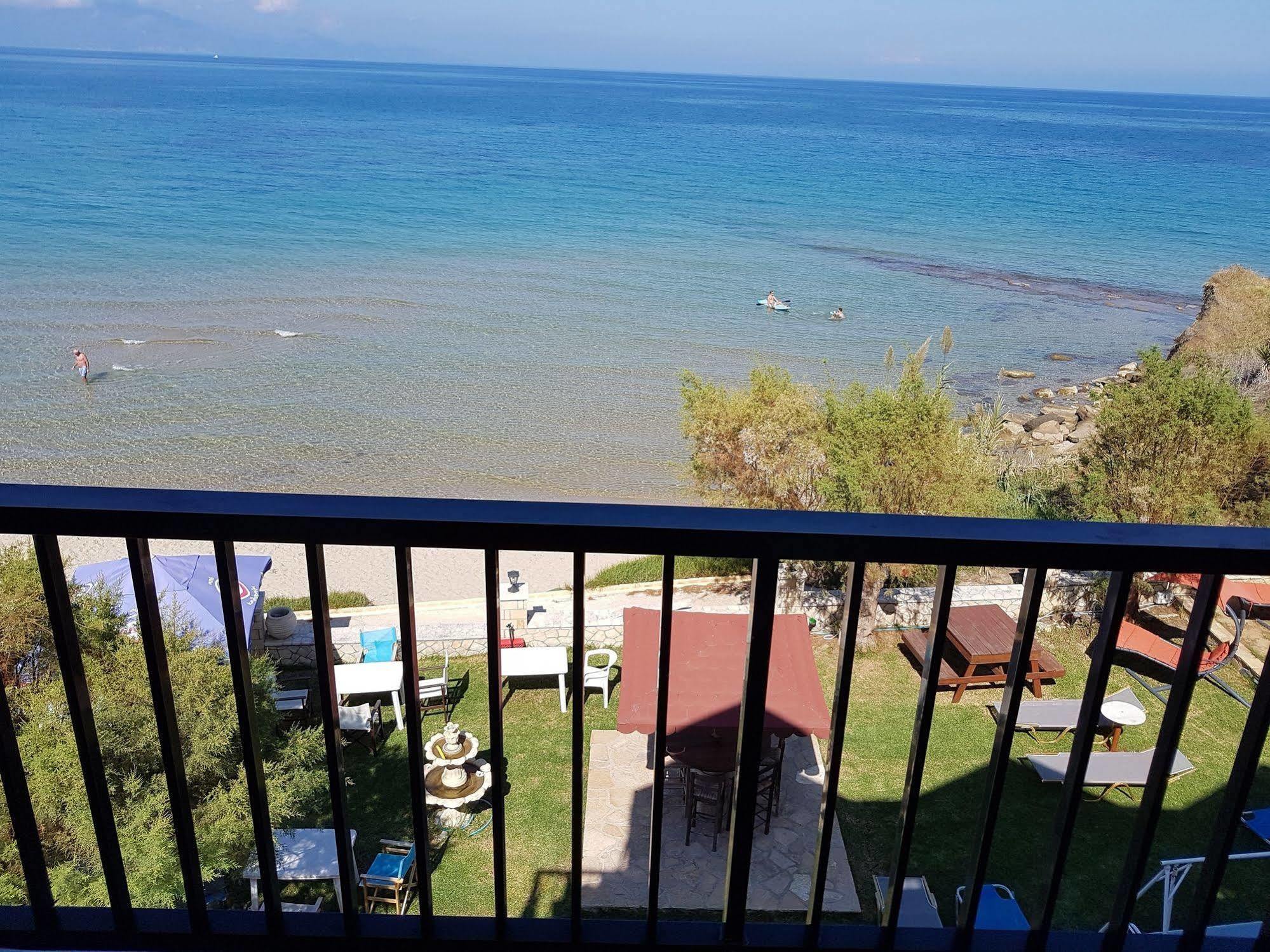 Kavos Psarou Studios & Apartments Eksteriør billede