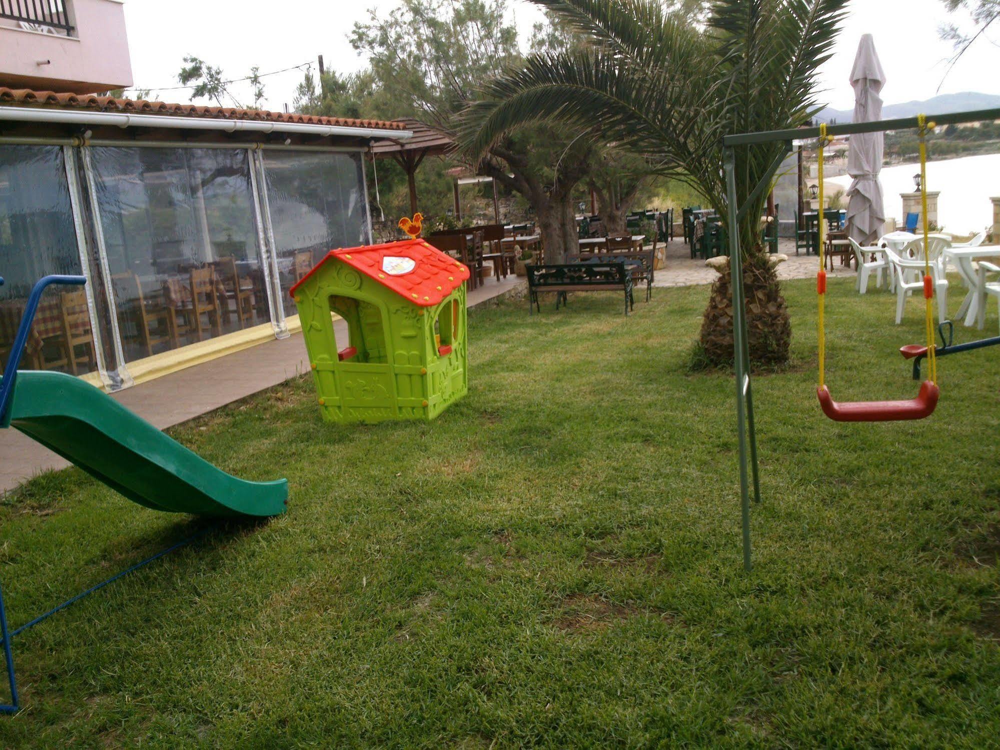 Kavos Psarou Studios & Apartments Eksteriør billede