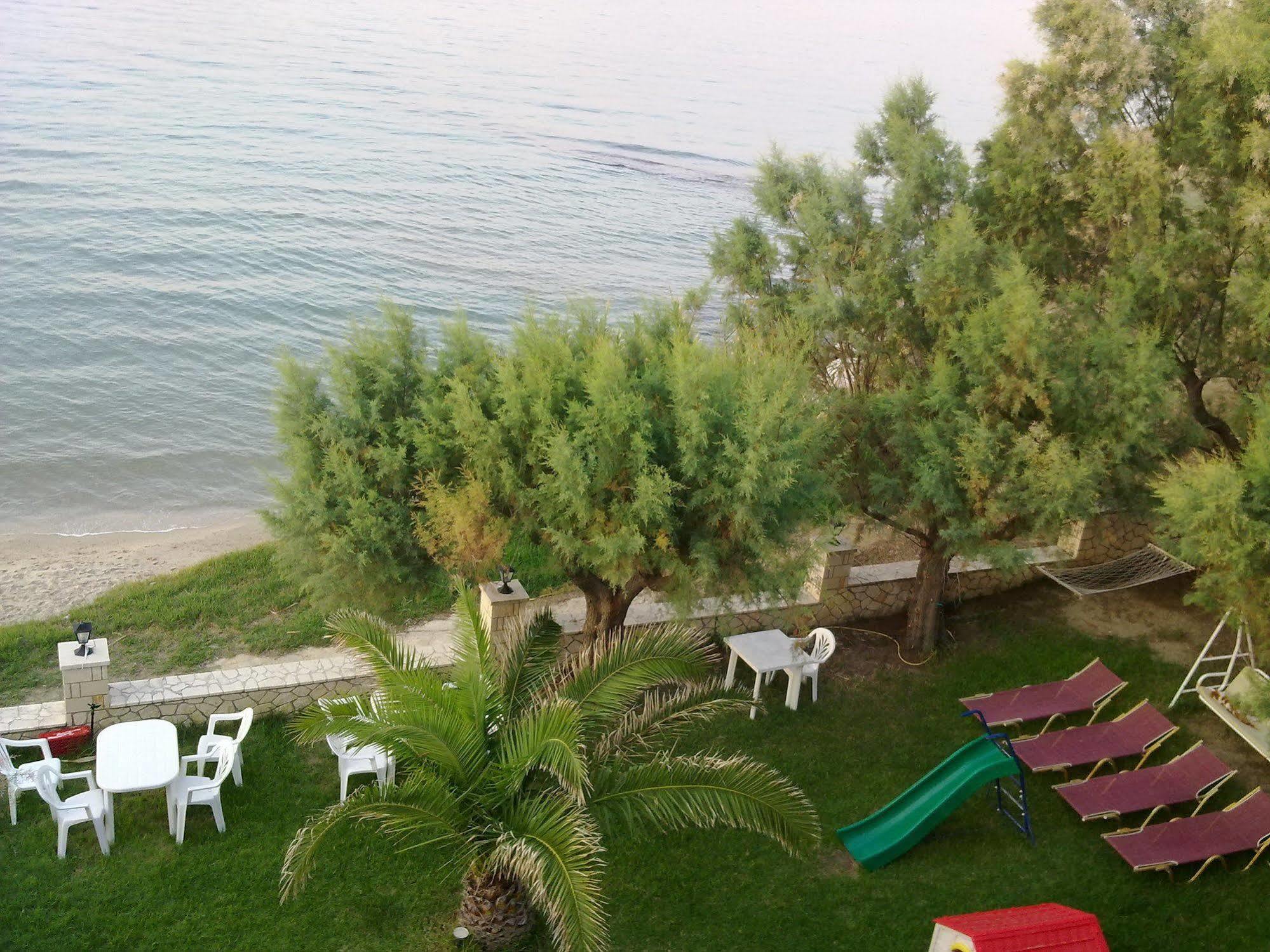 Kavos Psarou Studios & Apartments Eksteriør billede